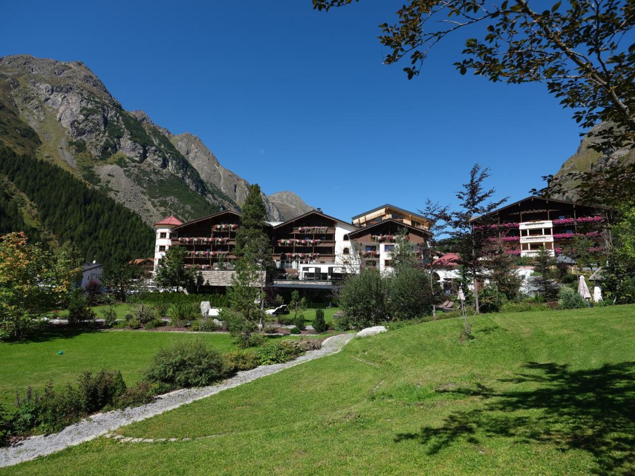 Verwoehnhotel Wildspitze Sankt Leonhard im Pitztal Kültér fotó
